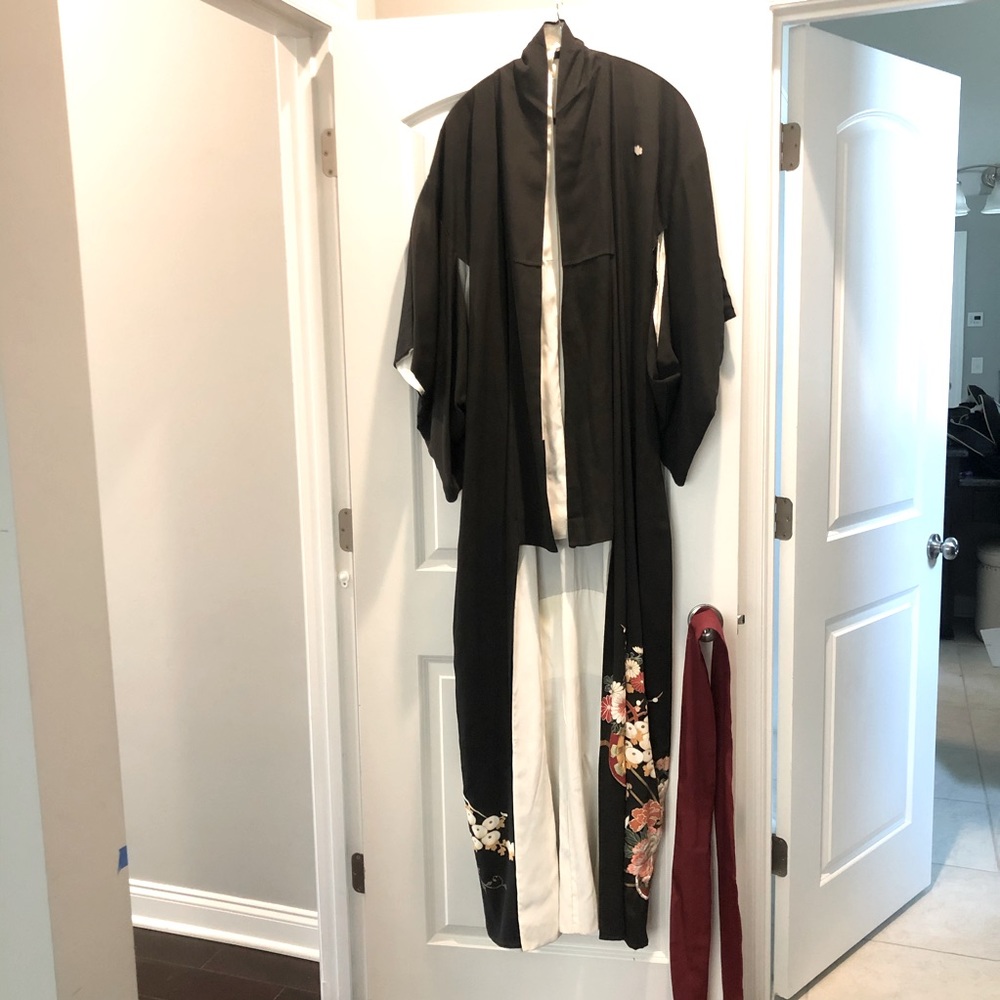 AUTHENTIC THAI SILK JAPANESE KIMONO